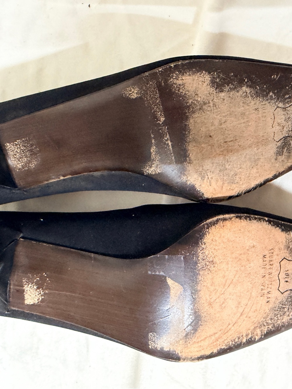 Stuart Weitzman - Picture 6 of 8